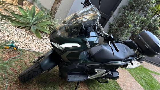 HONDA ADV 
